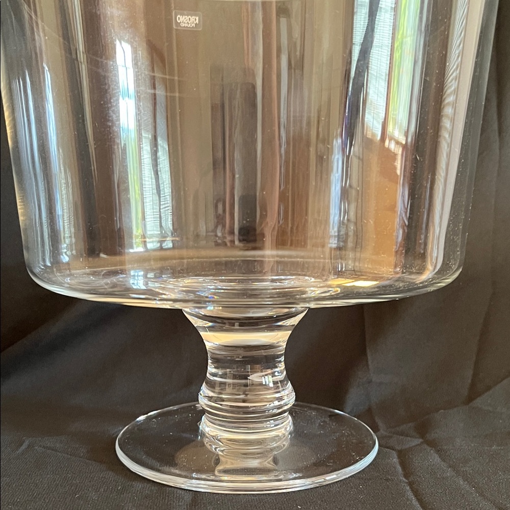 Crate&Barrel Transparent Glass Trifle Bowl - Picture 5 of 5